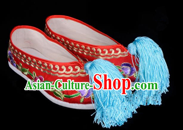 Top Grade Professional Beijing Opera Hua Tan Embroidered Red Cloth Shoes, Traditional Ancient Chinese Peking Opera Diva Princess Blood Stained Shoes