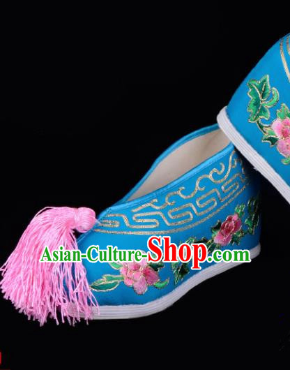 Top Grade Professional Beijing Opera Hua Tan Embroidered Peony Hidden Elevator Blue Satin Shoes, Traditional Ancient Chinese Peking Opera Diva Princess Blood Stained Shoes