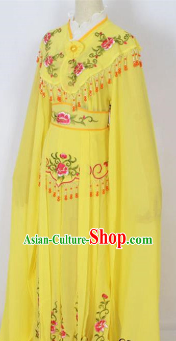 Traditional Chinese Professional Peking Opera Young Lady Costume Yellow Embroidery Dress, China Beijing Opera Diva Hua Tan Embroidered Clothing