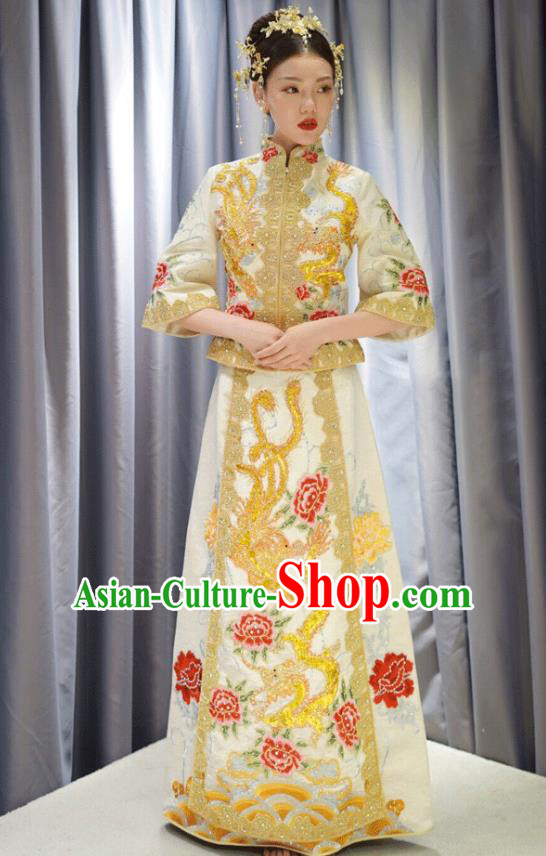 Traditional Ancient Chinese Wedding Costume Handmade XiuHe Suits Embroidery Slim Dress Bride Toast White Cheongsam, Chinese Style Hanfu Wedding Clothing for Women