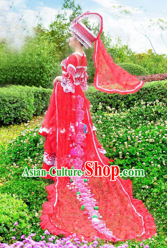 Traditional Chinese Miao Nationality Dancing Costume Hmong Female Folk Dance Ethnic Pleated Skirt Chinese Minority Nationality Embroidery Costume for Women