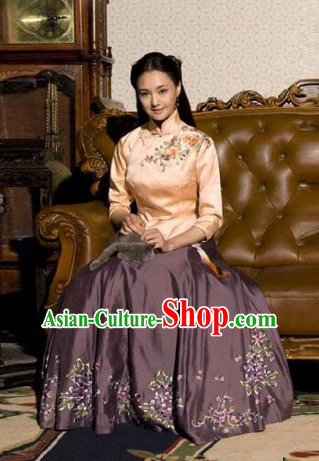 Traditional Chinese Ancient Nobility Lady Costume Pink Blouse and Purple Skirt, Elegant Hanfu Clothing Chinese Republic of China Young Lady Embroidery Cheongsam Clothing