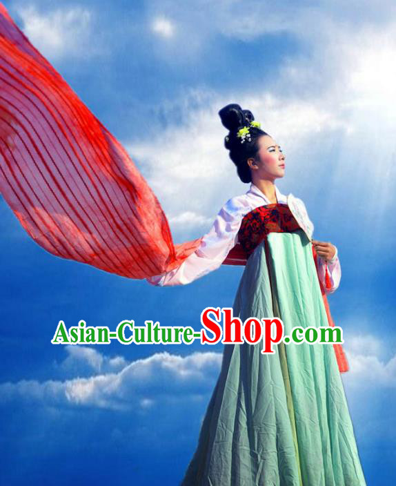 Traditional Ancient Chinese Imperial Princess Costume Green Slip Skirt, Elegant Hanfu Clothing Chinese Tang Dynasty Palace Lady Embroidered Clothing for Women