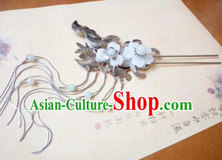 Traditional Handmade Chinese Ancient Classical Hair Accessories White Jade Hairpins Tassel Step Shake for Women
