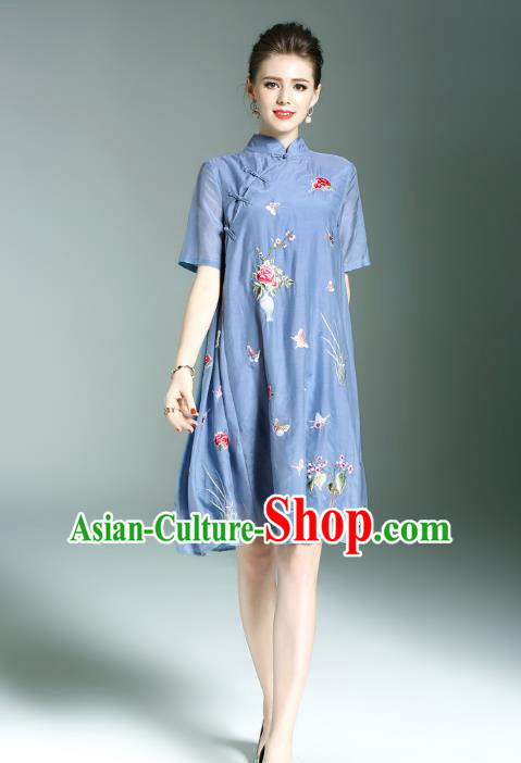 Top Grade Asian Chinese Costumes Classical Embroidery Butterfly Flowers Slant Opening Cheongsam, Traditional China National Blue Chirpaur Dress Plated Buttons Qipao for Women