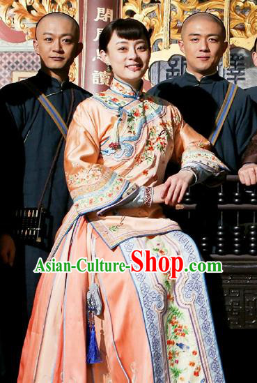 Traditional Ancient Chinese Republic of China Costume Embroidery Blouse and Skirt, Chinese Late Qing Dynasty Young Lady Embroidered Cheongsam for Women