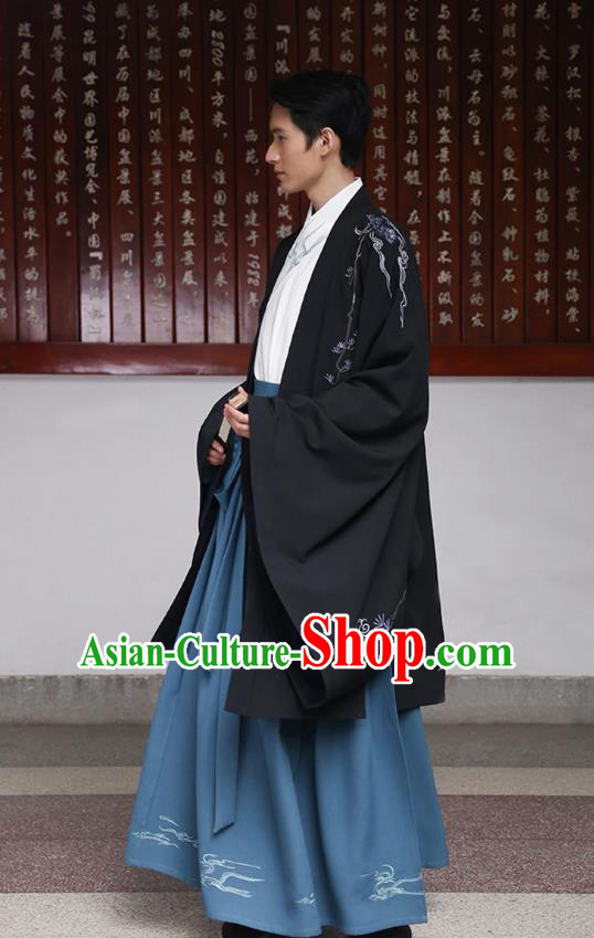 Traditional Chinese Ancient Hanfu Swordsman Costume, Asian China Han Dynasty Imperial Bodyguard Embroidered Black Cloak for Men