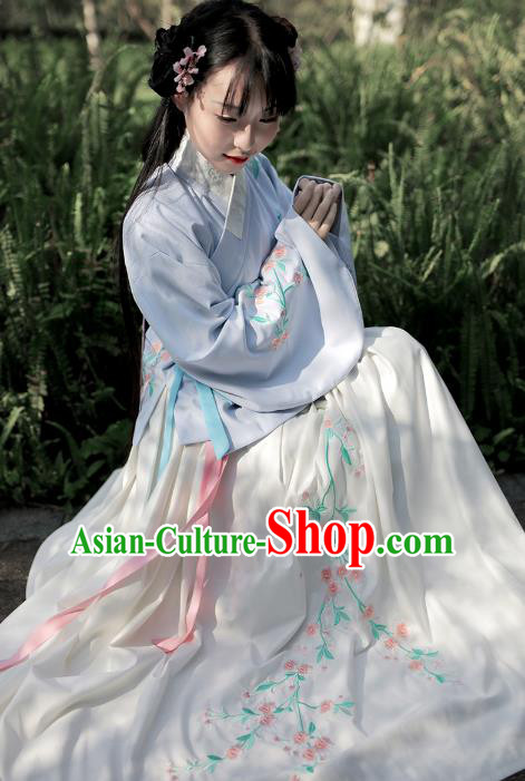 Traditional Chinese Ancient Hanfu Princess Costume White Bust Skirts, Asian China Ming Dynasty Embroidered Dress for Women
