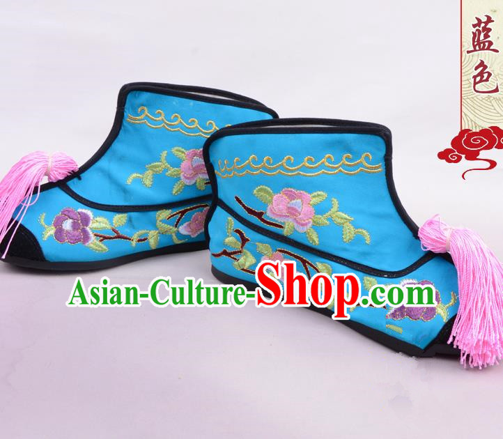 Traditional Beijing Opera Swordplay Embroidered Blue Boots Young Lady Shoes, Ancient Chinese Peking Opera Blues Embroidery Peony Shoes