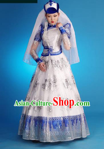 Traditional Chinese Mongol Nationality Costume Female White Wedding Dress Mongolian Robe, Chinese Mongolian Minority Nationality Princess Embroidery Costume for Women