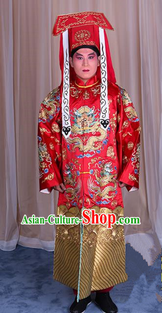 Traditional China Beijing Opera Imperial Bodyguard Red Silk Costume, Ancient Chinese Peking Opera Wu-Sheng Takefu Embroidery Gwanbok Clothing