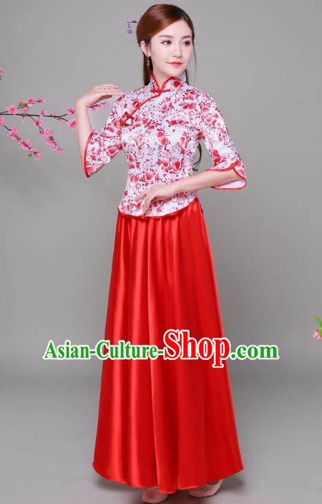 Traditional Chinese Republic of China Children Xiuhe Suit Clothing, China National Embroidered Red Blouse and Skirt for Women