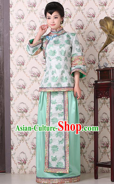 Traditional China Qing Dynasty Nobility Dowager Costume, Chinese Ancient Gentlewoman Embroidery Green Xiuhe Suit Clothing