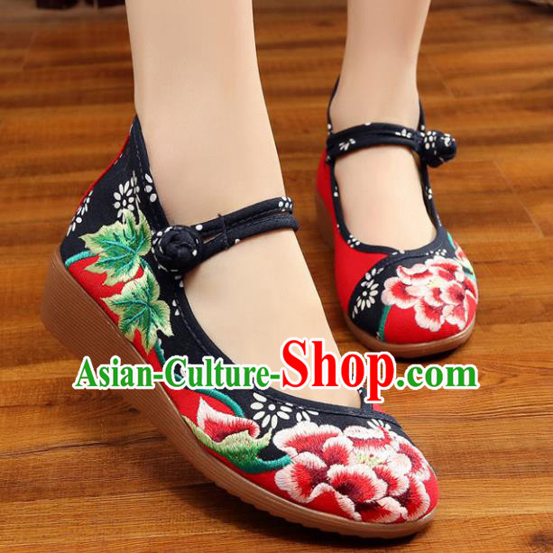 Traditional Chinese National Hanfu Red Embroidered Shoes, China Princess Embroidery Peony Shoes for Women