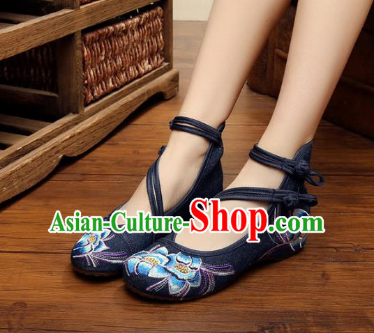 Traditional Chinese National Black Hanfu Embroidered Shoes, China Princess Shoes Embroidery Flowers Shoes for Women