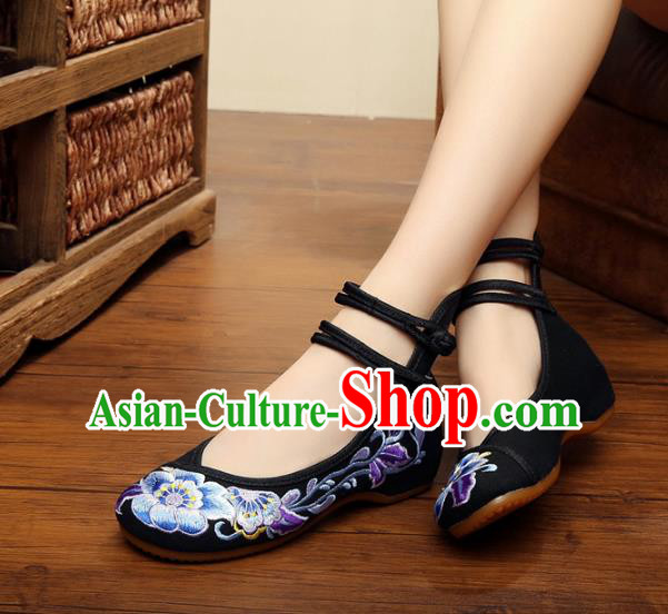 Traditional Chinese National Wedding Shoes Black Embroidered Peony Shoes, China Princess Embroidery Shoes for Women