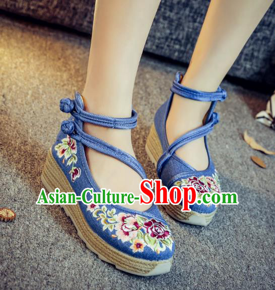 Traditional Chinese National Hanfu Blue Linen Embroidered Shoes, China Princess Embroidery Peony Shoes for Women