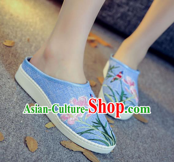 Traditional Chinese National Hanfu Blue Embroidered Slippers, China Princess Embroidery Shoes for Women