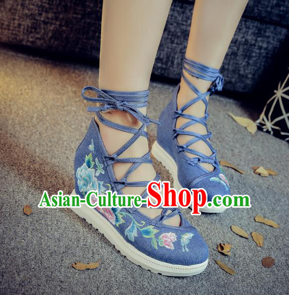 Traditional Chinese National Hanfu Blue Embroidered Shoes, China Princess Embroidery Peony Shoes for Women