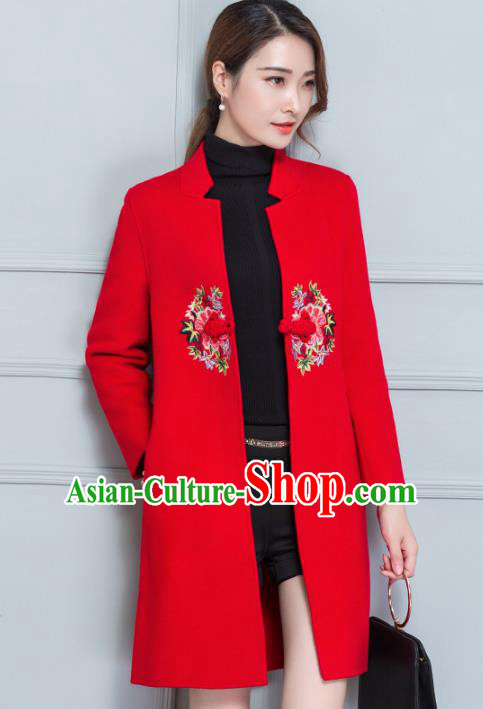 Traditional Chinese National Costume Hanfu Plated Buttons Red Woolen Embroidered Coats, China Tang Suit Coat for Women