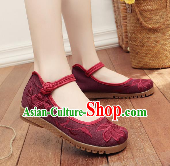 Traditional Chinese National Hanfu Embroidery Lotus Amaranth Shoes, China Embroidered Shoes for Women