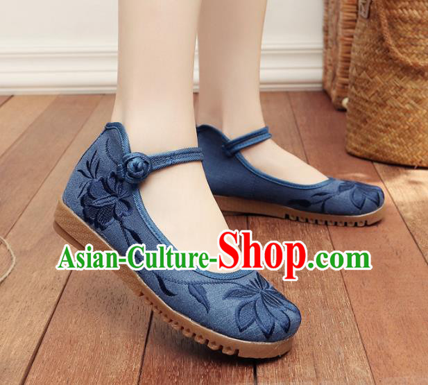 Traditional Chinese National Hanfu Embroidery Lotus Blue Shoes, China Embroidered Shoes for Women
