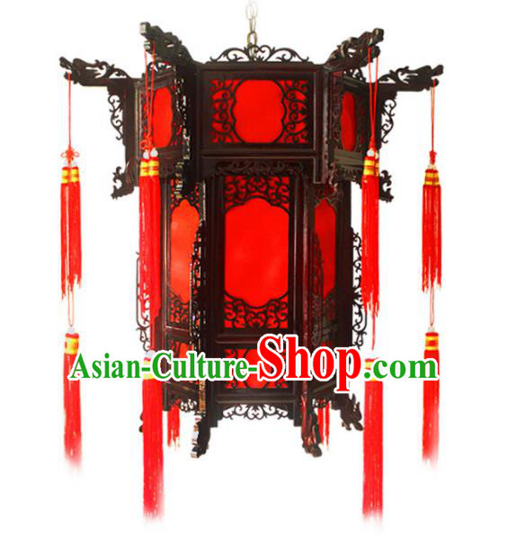 Traditional Chinese Handmade Red Sheepskin Lantern Classical Palace Lantern China Wood Carving Ceiling Palace Lamp