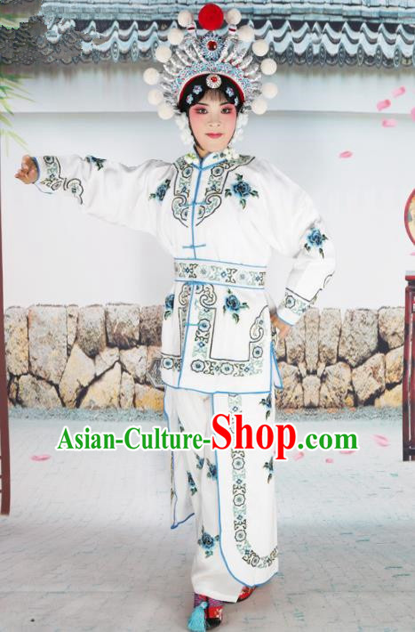 Chinese Beijing Opera Female Swordplay White Embroidered Costume, China Peking Opera Blues Warrior Embroidery Gwanbok Clothing