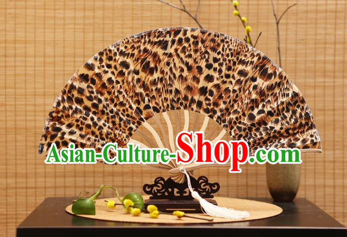 Traditional Chinese Crafts Printing Leopard Silk Folding Fan Sensu Fans for Women