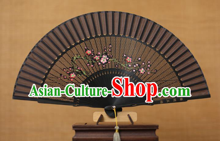 Traditional Chinese Crafts Hand Painting Plum Blossom Folding Fan, China Handmade Silk Fans for Women