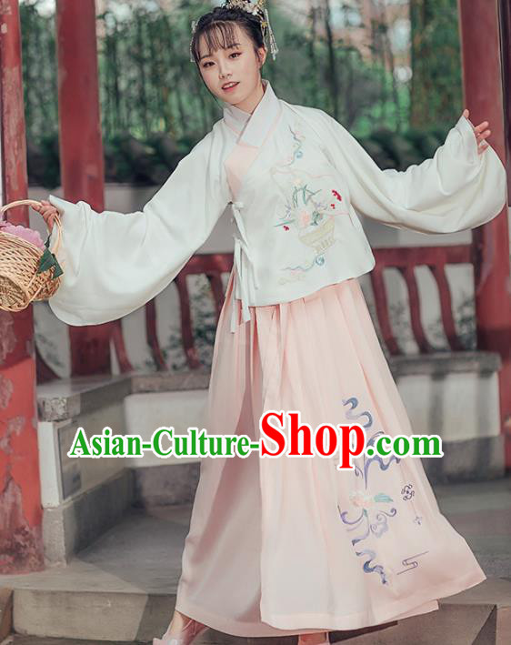 Chinese Ancient Embroidered Costumes Traditional Ming Dynasty Nobility Lady Hanfu Dress for Women