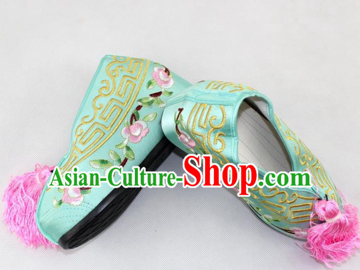 Chinese Traditional Beijing Opera Green Blood Stained Shoes Ancient Handmade Princess Embroidered Shoes for Women