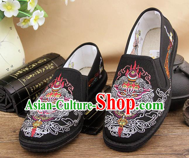 Chinese National Shoes Traditional Black Cloth Shoes Embroidery Kylin Shoes for Men