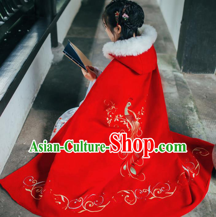 Chinese Traditional Costume Ancient Ming Dynasty Princess Embroidered Red Woolen Cloak for Women