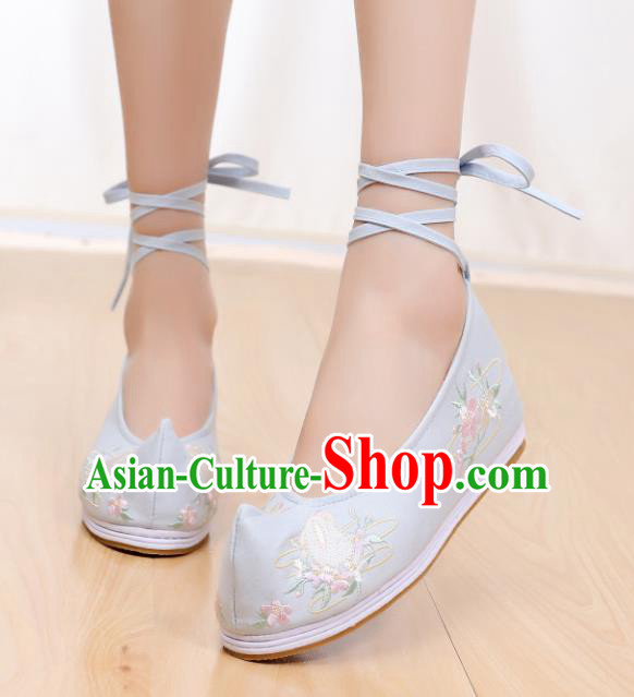 Chinese Traditional National Shoes Ancient Hanfu Shoes Green Embroidered Shoes for Women