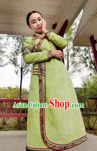 Chinese Mongol Minority Ethnic Costume Traditional Green Mongolian Robe for Women