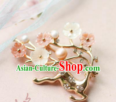 Traditional Chinese Handmade Brooch Ancient Deer Breastpin Accessories for Women