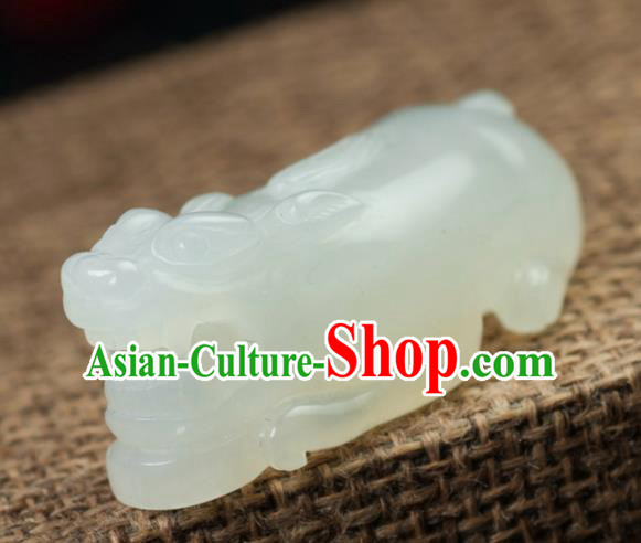 Chinese Traditional Jewelry Accessories Carving Jade Pi Xiu Handmade Jadeite Pendant