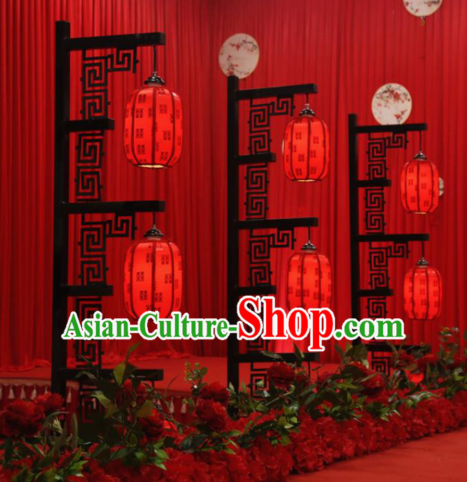 Chinese Traditional Red Palace Lantern Ceiling Lamp LED Light