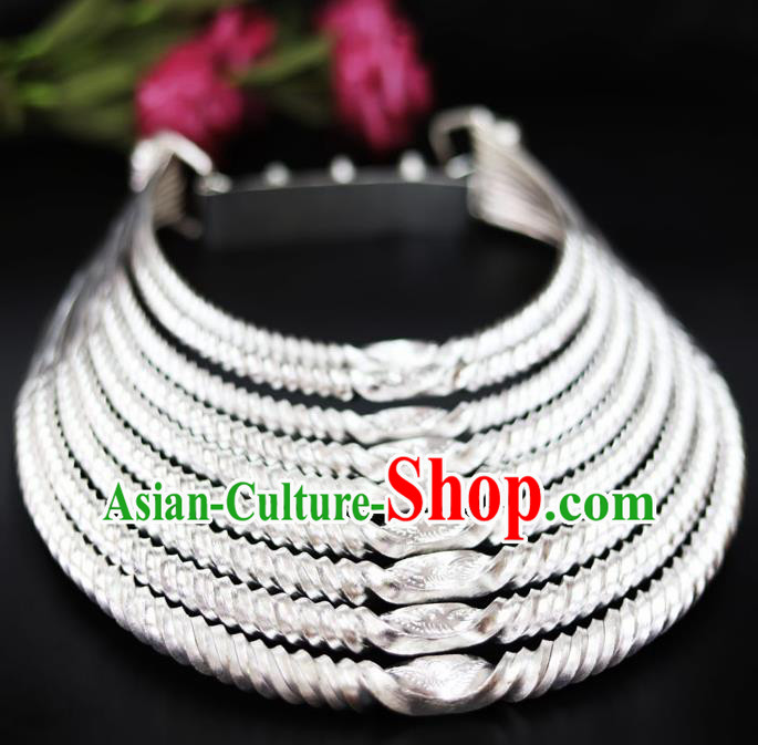 Chinese Traditional Miao Nationality Wedding Jewelry Accessories Hmong Sliver Necklace for Women