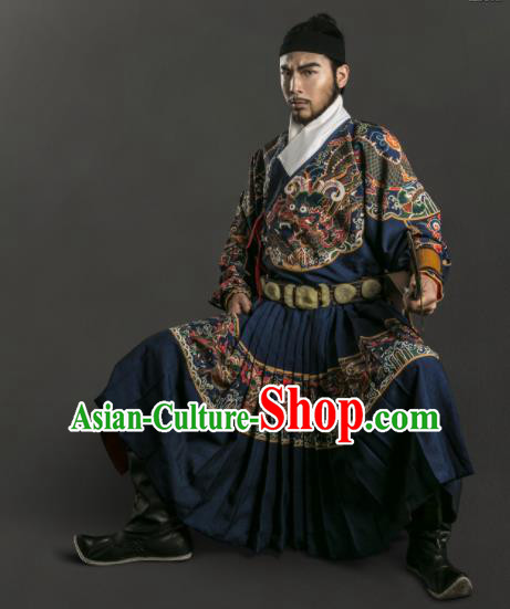 Chinese Traditional Ming Dynasty Blads Clothing Ancient Swordsman Embroidered Costumes for Men