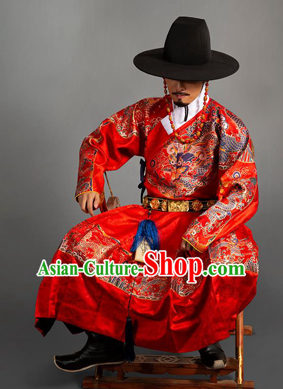 Chinese Traditional Ming Dynasty Blades Clothing Ancient Imperial Guards Embroidered Red Costumes for Men
