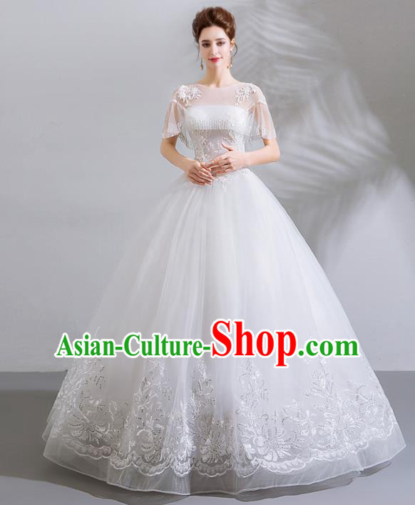 Handmade Top Grade Princess Embroidered White Wedding Dress Fancy Wedding Gown for Women