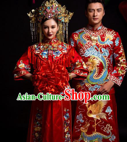 Asian Chinese Ancient Wedding Costumes Traditional Bride and Bridegroom Red Clothing for Women for Men