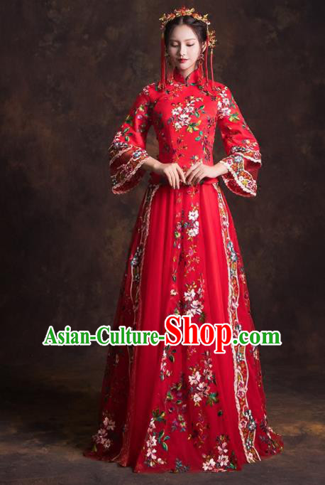 Chinese Traditional Red Xiuhe Suits Ancient Embroidered Wedding Dress for Women