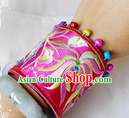 Chinese Traditional National Accessories Ethnic Embroidered Chrysanthemum Rosy Bracelet for Women