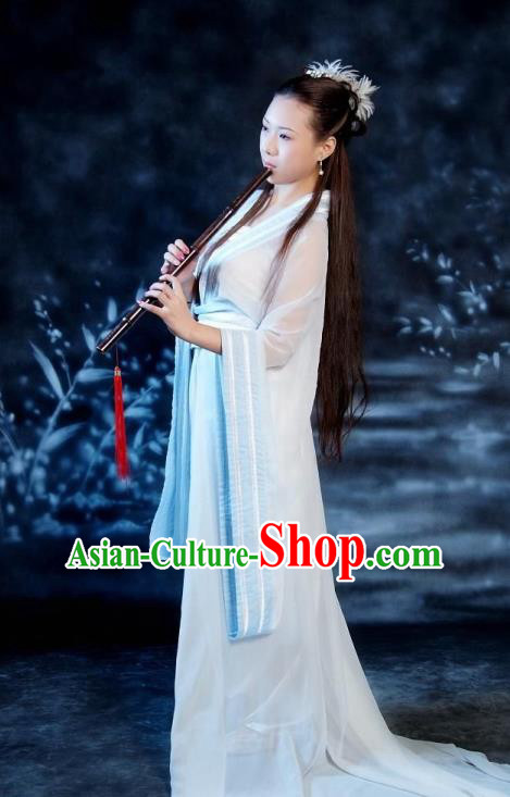 Chinese Ancient Swordswoman Costumes Tang Dynasty Princess White Hanfu Dress for Women