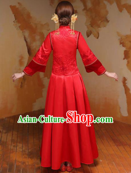 Traditional Chinese Wedding Costumes Ancient Bride Embroidered Red Silk Dress for Women