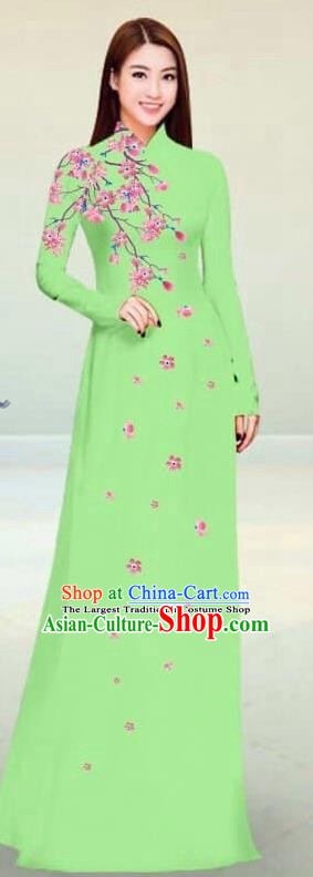 Asian Vietnam Traditional Light Green Cheongsam Vietnamese Classical Ao Dai Qipao Dress for Women