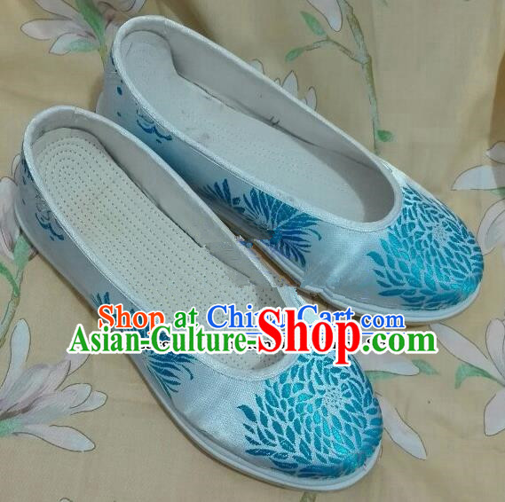 Chinese Traditional Hanfu Shoes Ancient Princess White Silk Shoes Handmade Shoes for Women